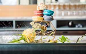 Macarons Detroit Wedding Ren Cen